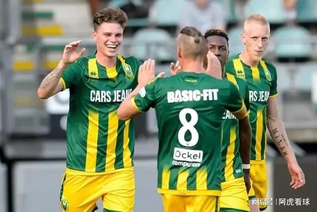 守队员的夹 守队员的夹