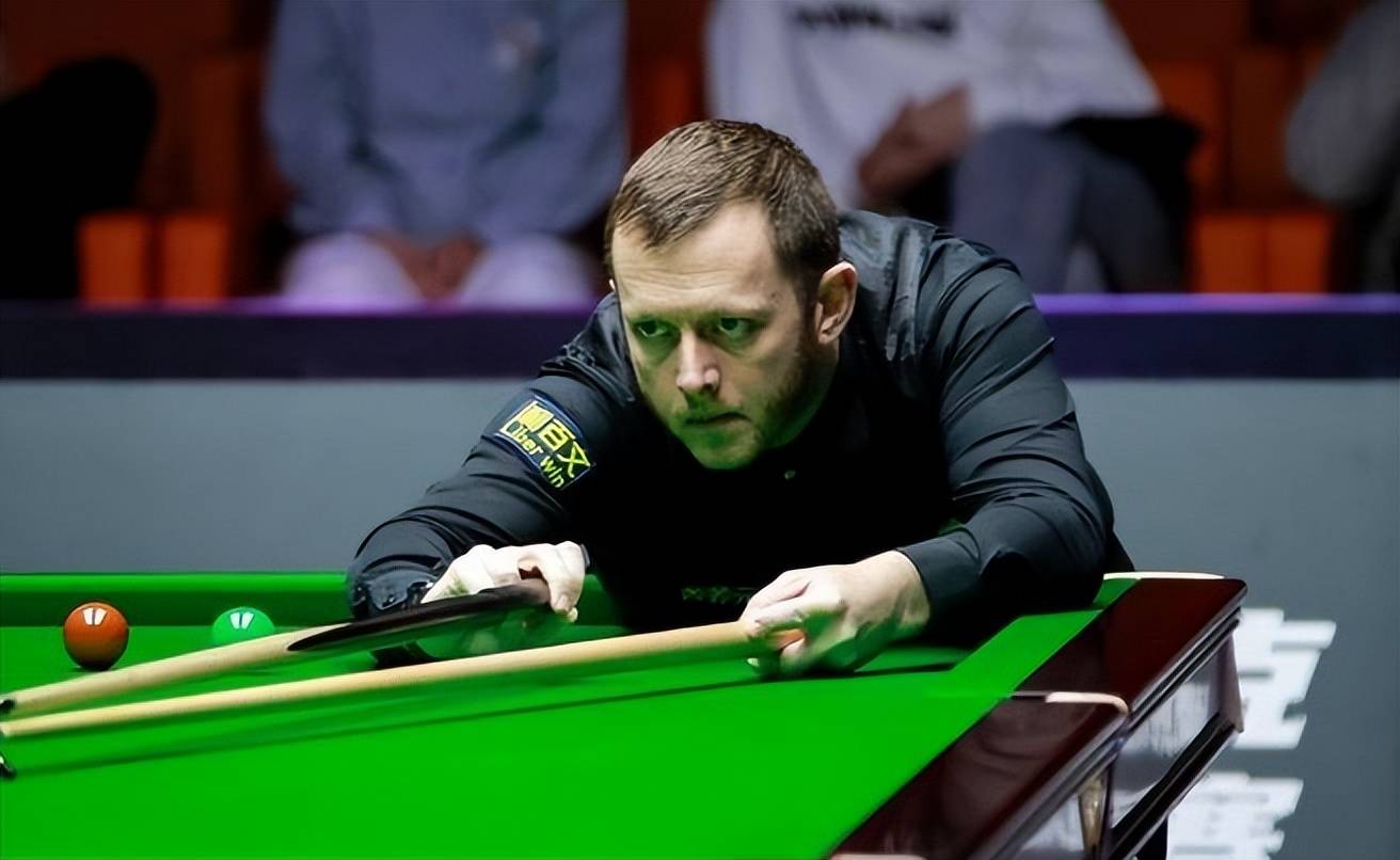 继续分析皇 继续分析皇